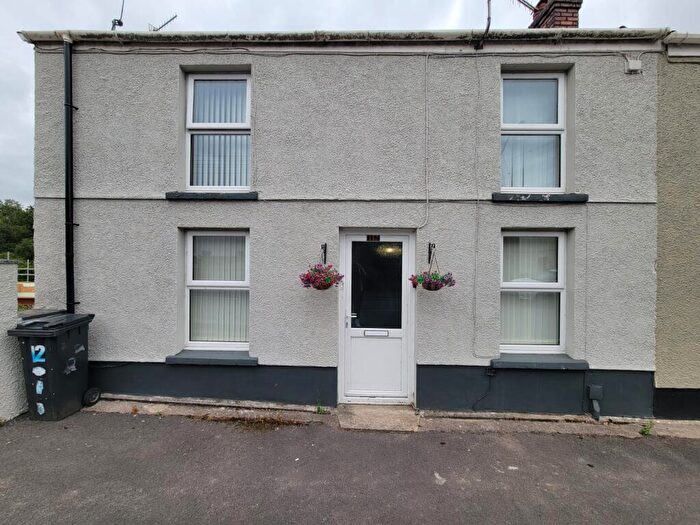 2 Bedroom End Of Terrace House For Sale In Cilmaengwyn Road, Pontardawe, SA8