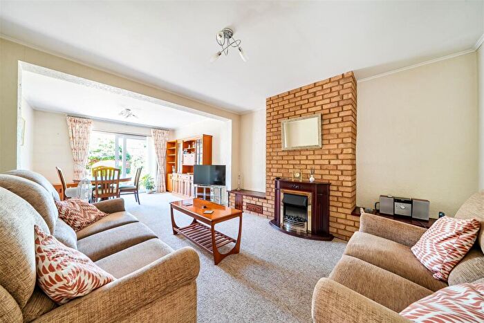 2 Bedroom Semi-Detached Bungalow For Sale In Bedford Road, Orpington, BR6