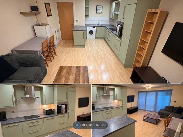 3 Bedroom Flat To Rent In Pocklington Drive, Baguley, M23