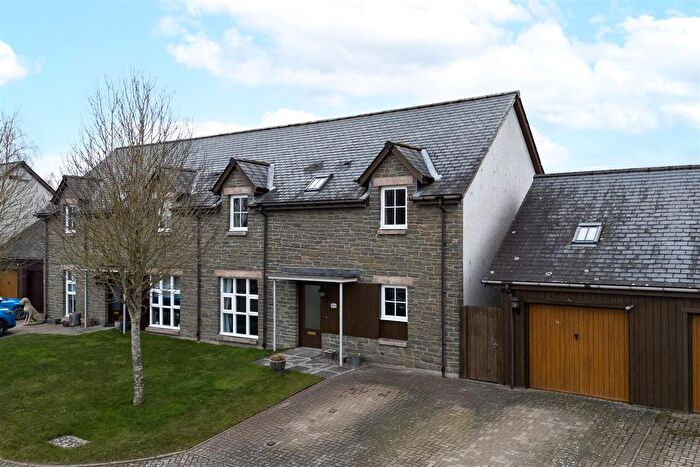 4 Bedroom Property For Sale In Gowrie Farm, Stanley, Perthshire, PH1