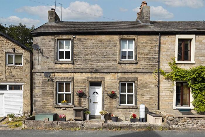 1 Bedroom Flat For Sale In Flat, Main Street, Low Bentham, LA2