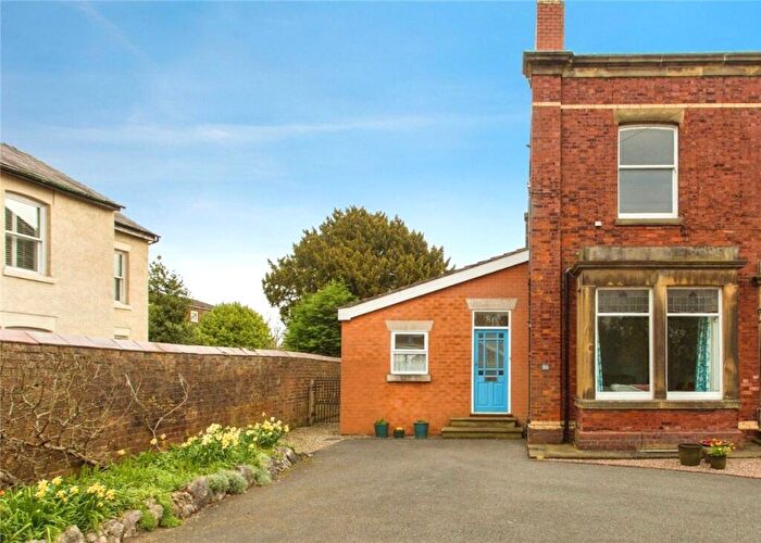 4 Bedroom Semi-Detached House For Sale In Black Bull Lane, Fulwood, Preston, Lancashire, PR2