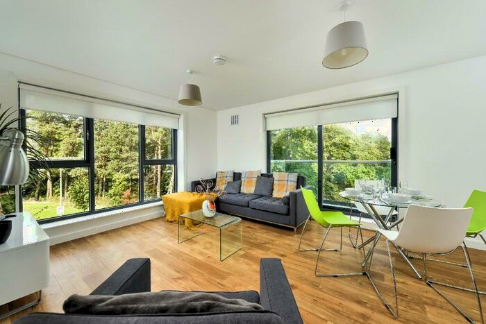 2 Bedroom Flat To Rent In Stoneywood Brae, Aberdeen, Aberdeenshire, AB21