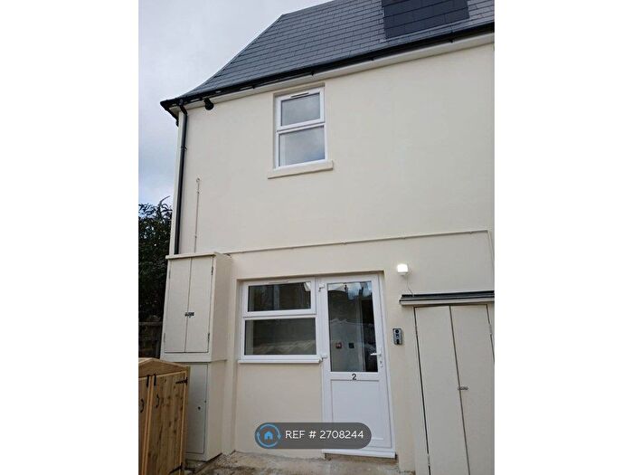 2 Bedroom Flat To Rent In London Road, Sevenoaks, TN13