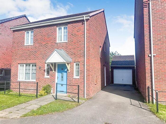 4 Bedroom Detached House For Sale In Wren Close, Corby, NN18
