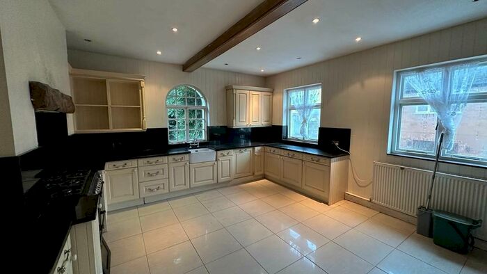 5 Bedroom Detached House To Rent In Derby Road, Ashbourne, Derbyshire, DE6