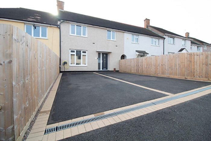 3 Bedroom Terraced House For Sale In Clouds Hill, Clifton, Nottingham, NG11