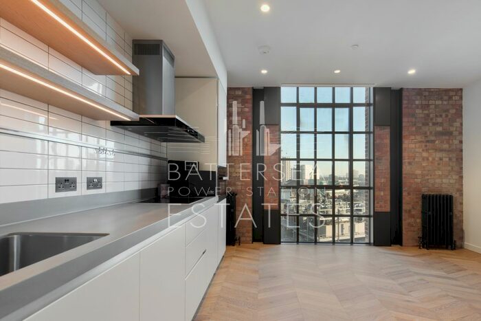 Studio To Rent In L-, Battersea Power Station, Circus Road East, SW11