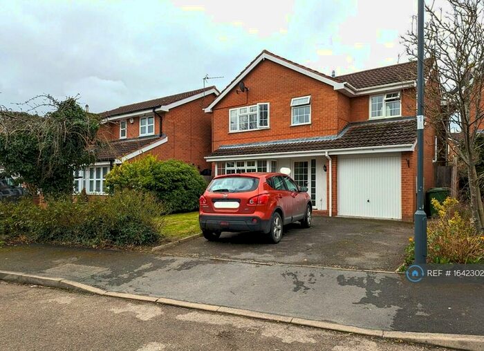 5 Bedroom Detached House To Rent In Smiths Way, North Warwickshire, B46