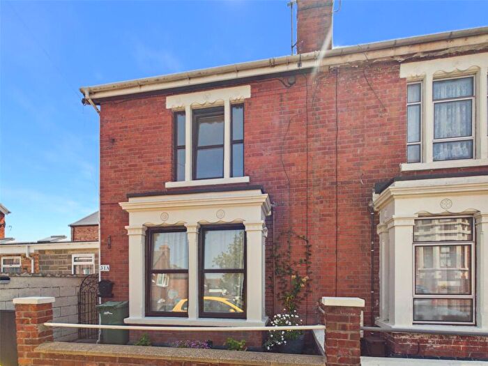 3 Bedroom Semi Detached House For Sale In Conduit Street, Gloucester, Gloucestershire, GL1