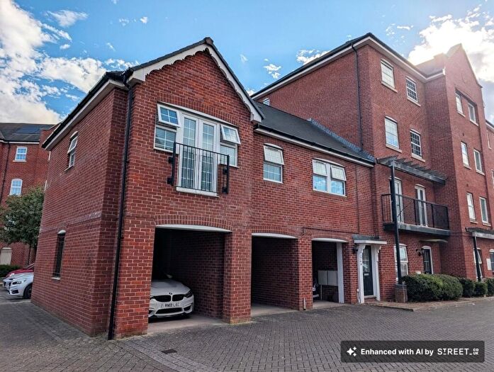 2 Bedroom Flat To Rent In Ashton Gardens, Eastleigh, SO50