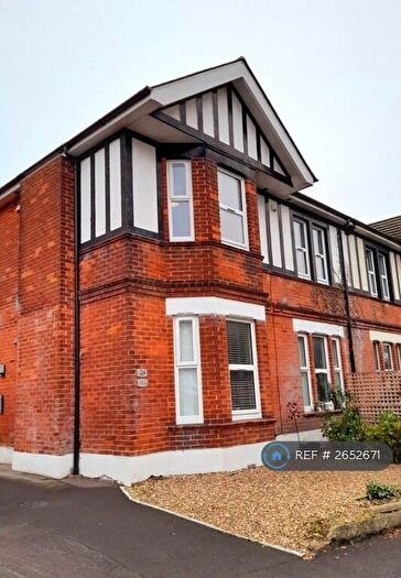 1 Bedroom Flat To Rent In Fairfield, Christchurch, BH23