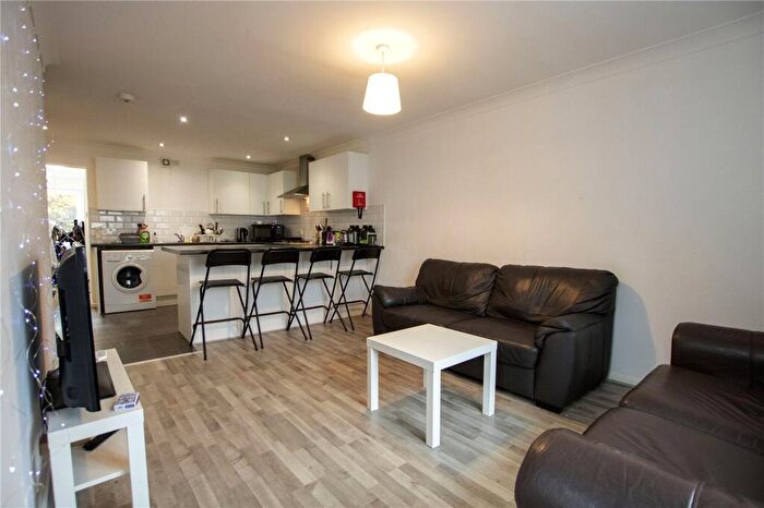 6 Bedroom House To Rent In Heeley Road, Birmingham, West Midlands, B29