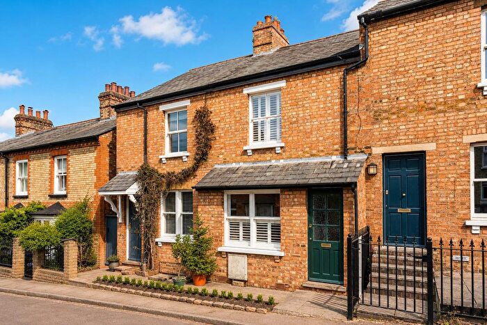 2 Bedroom Terraced House For Sale In Nelson Street, Bengeo, SG14