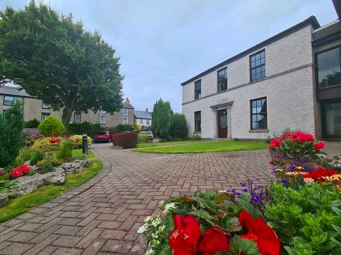 2 Bedroom Apartment To Rent In Fox Howe, Burlington Street, Ulverston, LA12