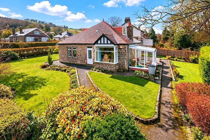 4 Bedroom Bungalow For Sale In Woodlands Grove, Baildon, Shipley, West Yorkshire, BD17