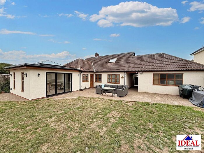 5 Bedroom Detached Bungalow For Sale In Crossfield Lane, Skellow, Doncaster, DN6