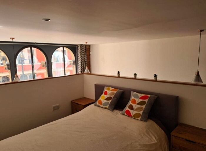 1 Bedroom Flat To Rent In Smithfield Buildings, Tib Street, Northern Quarter, Manchester, M4