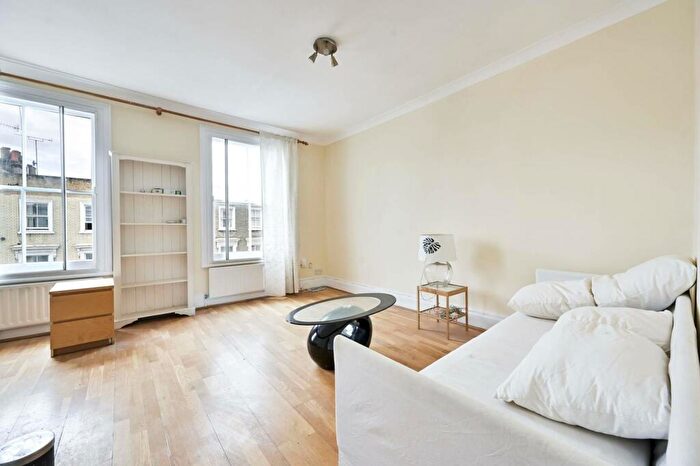 2 Bedroom Flat To Rent In Edith Grove, Chelsea, London, SW10