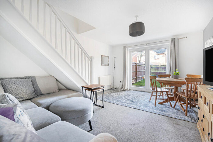 2 Bedroom Terraced House For Sale In Avocet Way, Bicester, OX26