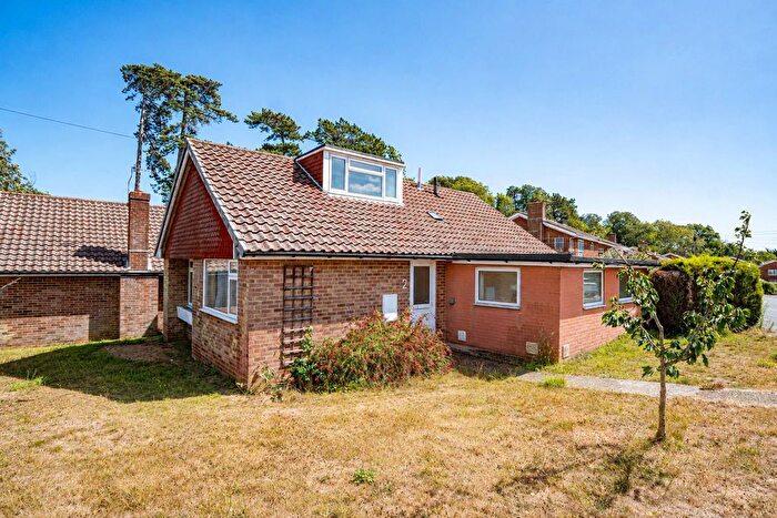 3 Bedroom Detached Bungalow For Sale In Walton Close, St. Leonards-On-Sea, TN37