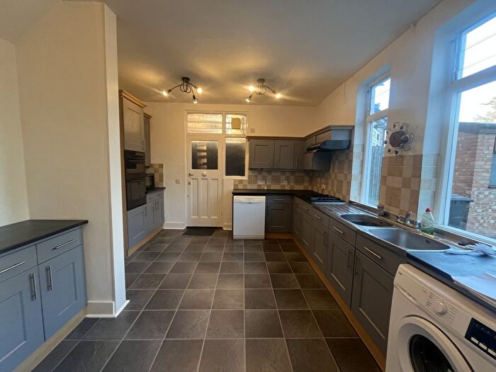 5 Bedroom Semi-Detached House To Rent In Harwood Avenue, Bromley, Kent, BR1