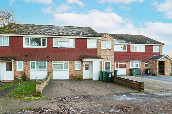 3 Bedroom Terraced House For Sale In Greenbank Road, Watford, WD17