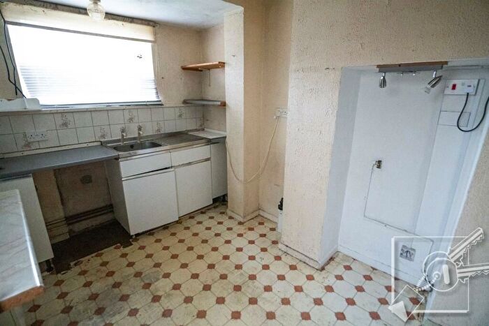 1 Bedroom Flat For Sale In Dover Road East, Gravesend, DA11
