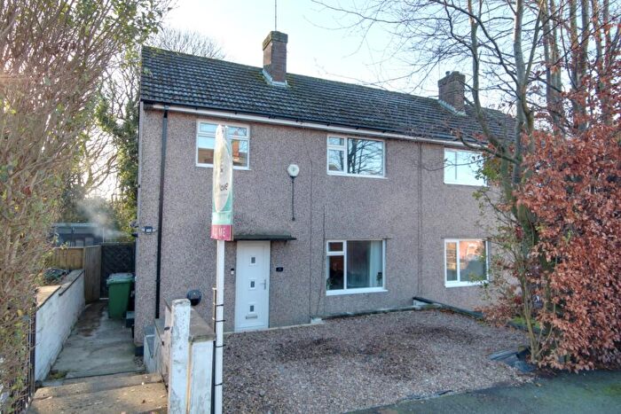 3 Bedroom Semi Detached House For Sale In Bedford Mount, Leeds, LS16