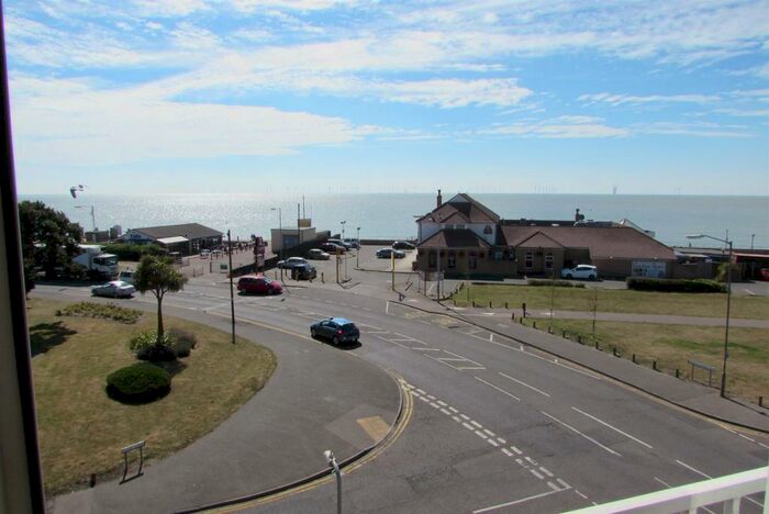 1 Bedroom Flat To Rent In Marina Point, West Road, Clacton-on-Sea, CO15