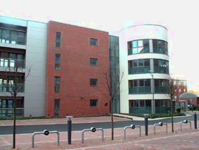 2 Bedroom Apartment To Rent In The Reach, L3