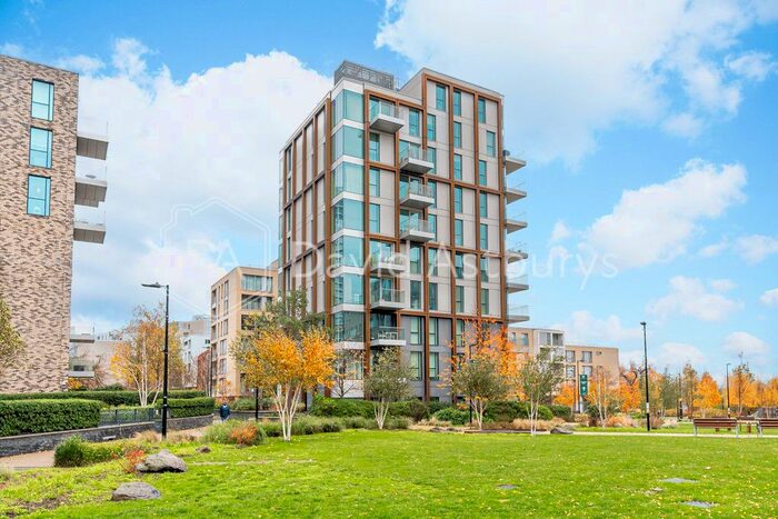 1 Bedroom Flat To Rent In Waterside Apartment, Woodberry Down, London, N4