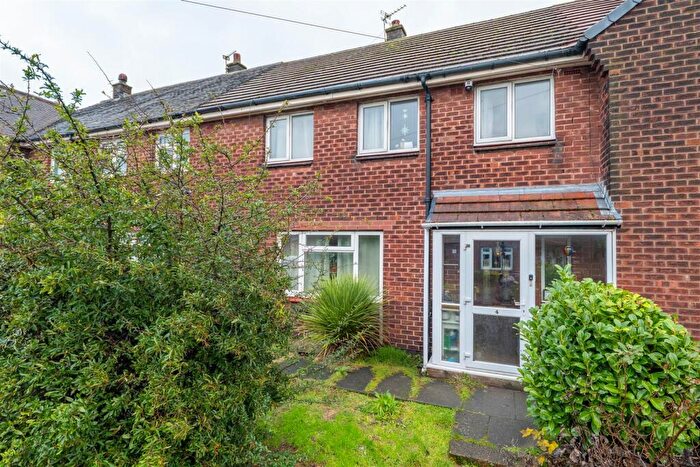 4 Bedroom Terraced House For Sale In Ullswater Road, Chorley, PR7