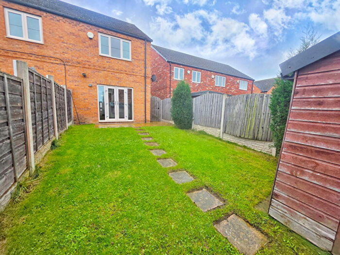 2 Bedroom Semi-Detached House For Sale In Shireoaks Way, Grimethorpe, Barnsley, S72