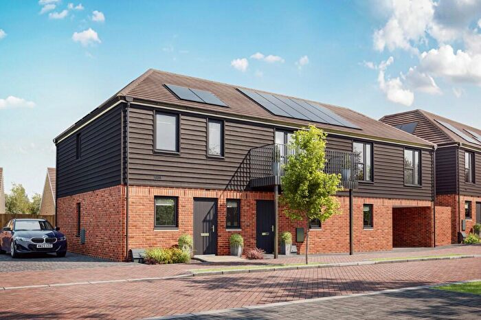 2 Bedroom Apartment For Sale In Beaumont Manor, Hemel Hempstead, HP2