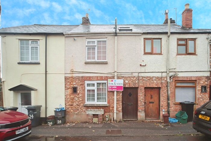 3 Bedroom Terraced House For Sale In Scotts Lane, Wellington, TA21