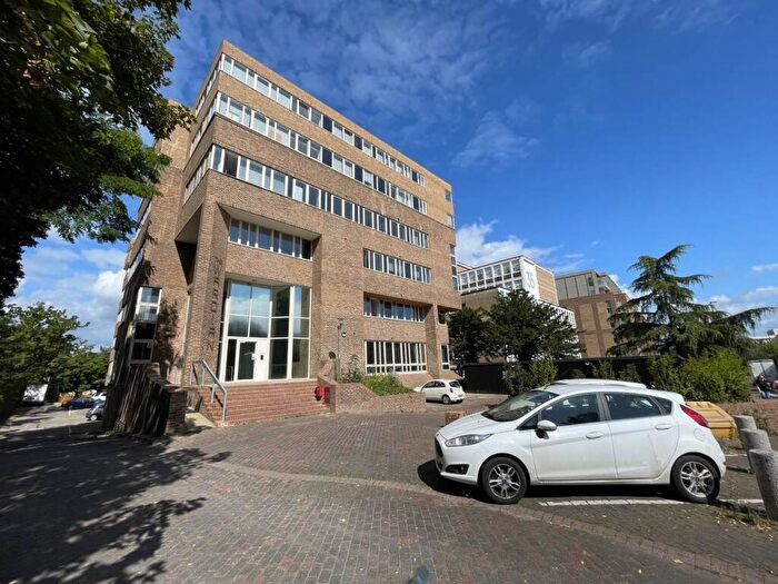 1 Bedroom Flat To Rent In Perrymount Road, Haywards Heath, RH16