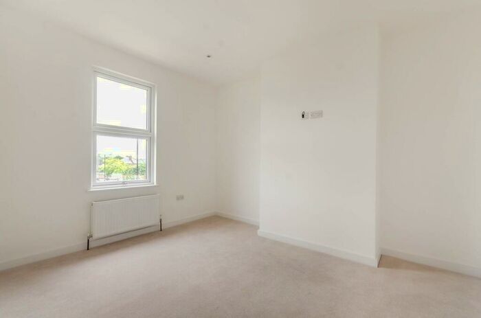 4 Bedroom House To Rent In Girton Road, Sydenham, London, SE26