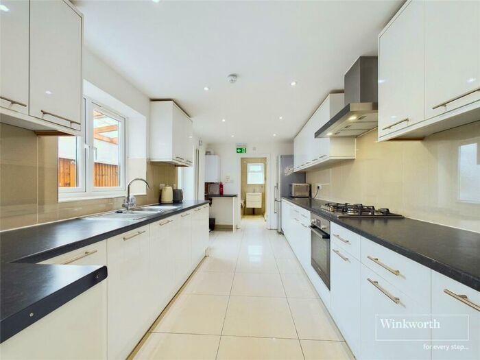 6 Bedroom Terraced House To Rent In London Road, Reading, Berkshire, RG1