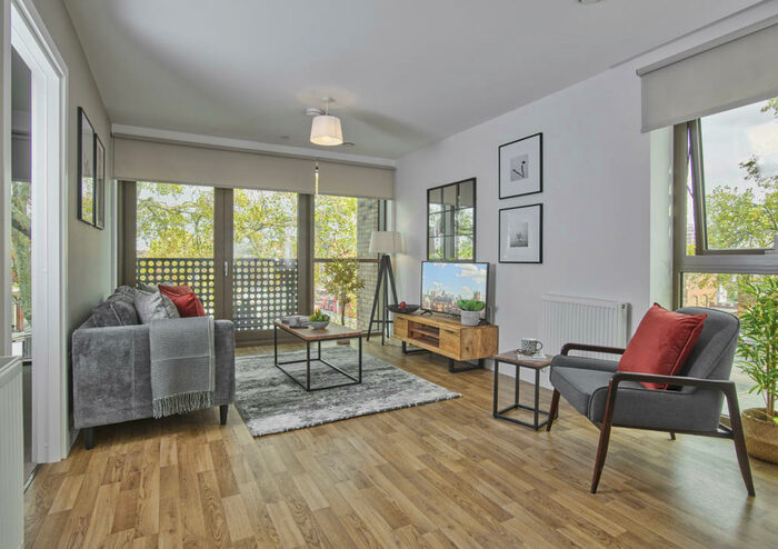 2 Bedroom Apartment To Rent In Seven Sisters London, N15