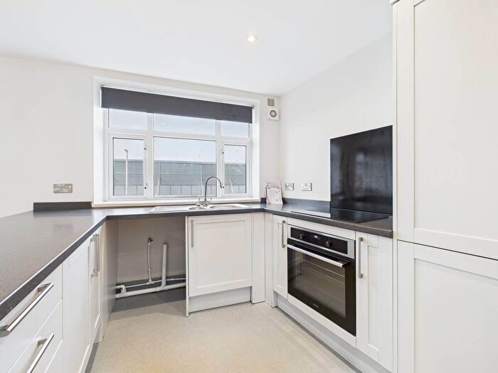2 Bedroom Flat To Rent In Crescent West, Cleveleys., FY5