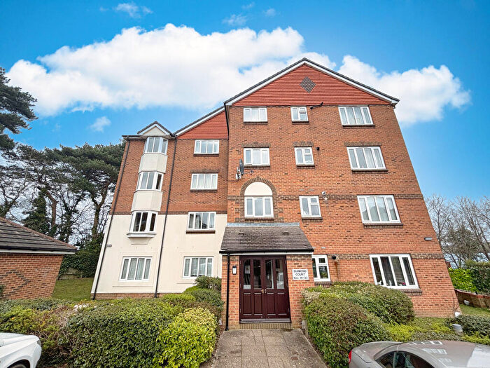 1 Bedroom Apartment To Rent In St. Annes Way, Redhill, RH1