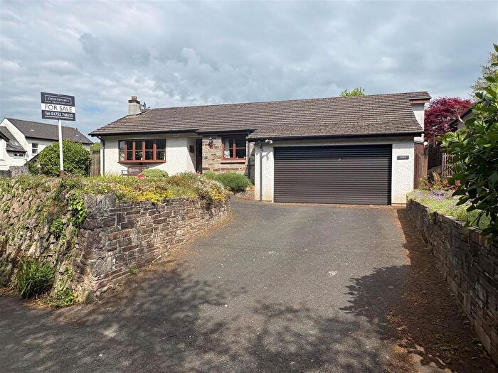 4 Bedroom Detached Bungalow For Sale In Torr Lane, Torr, Yealmpton, Plymouth, PL8