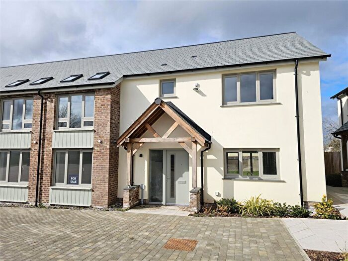 4 Bedroom Semi-Detached House For Sale In Market Gardens, Torrington, Devon, EX38