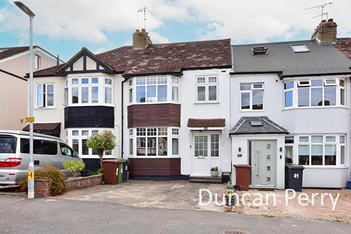 3 Bedroom Terraced House For Sale In Laurel Avenue, Potters Bar, EN6