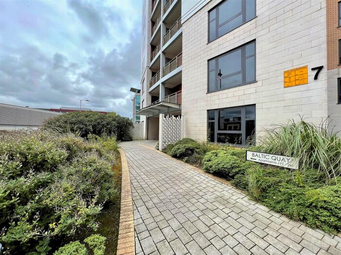 2 Bedroom Apartment To Rent In Baltic Quay, NE8