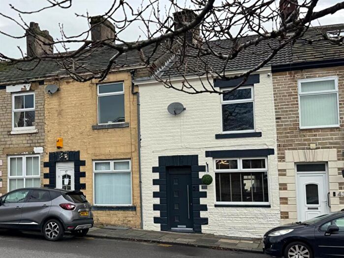 2 Bedroom Terraced House For Sale In Stamford Street, Mossley, OL5