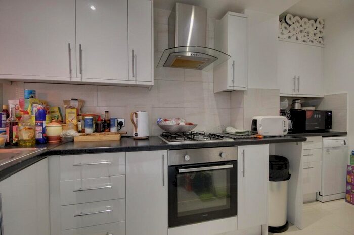 3 Bedroom Terraced House To Rent In Connop Road, Enfield, EN3