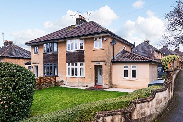 4 Bedroom Semi Detached House For Sale In Widcombe Hill, Bath, BA2