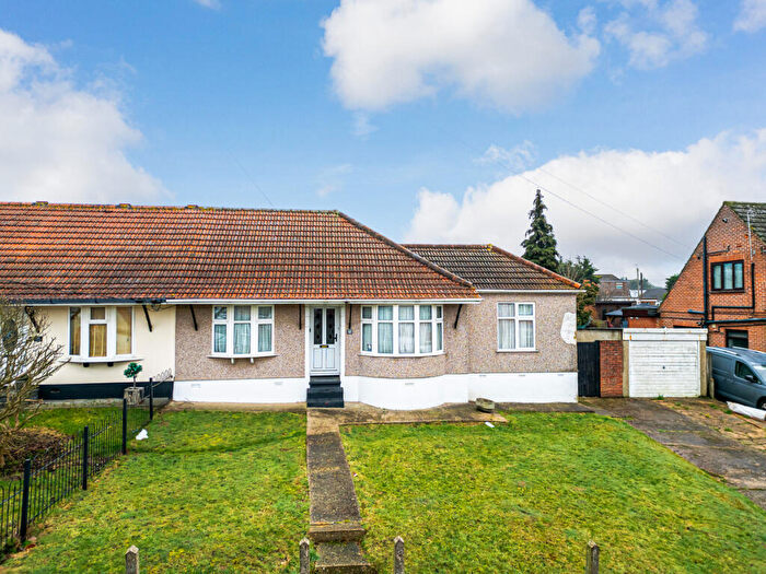 2 Bedroom Semi-Detached Bungalow For Sale In Langford Crescent, Benfleet, SS7
